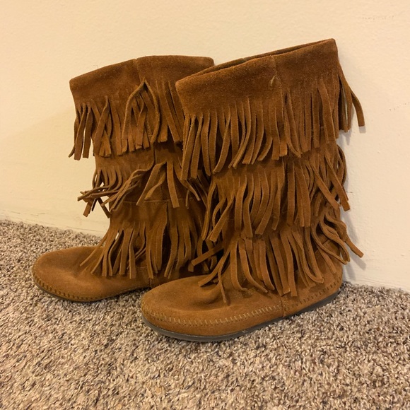 Shoes - Picture 1 of 3